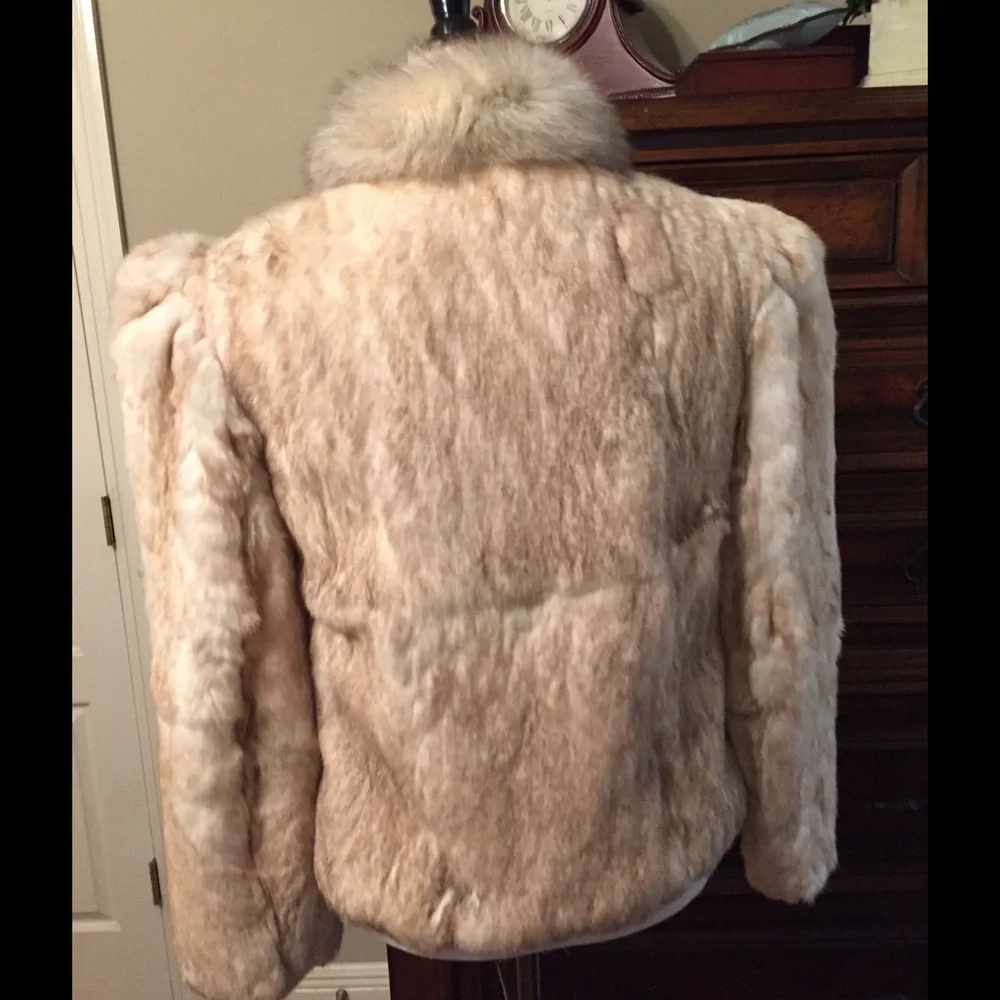 Beautiful Real Rabbit Fur - Picture 2 of 7